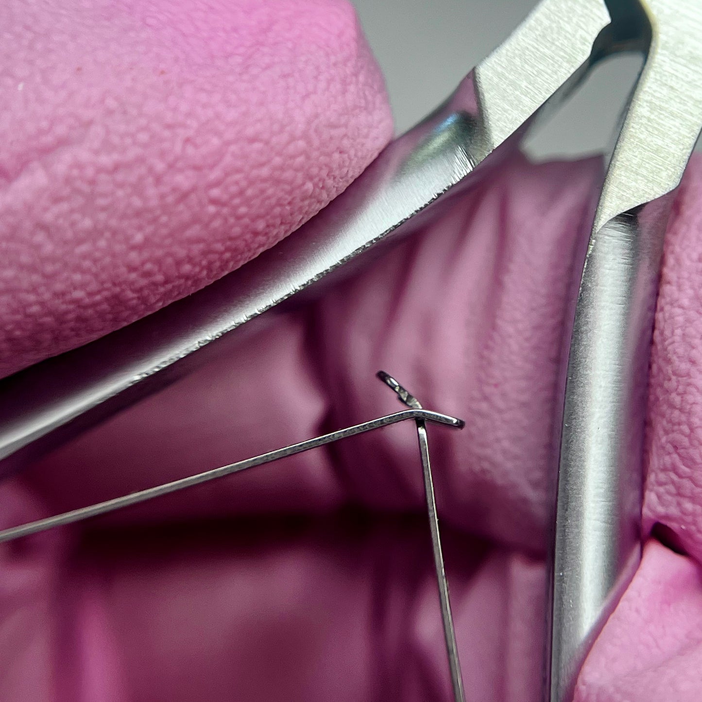 Professional Curved Pearl Cuticle Nipper MAGIC-07